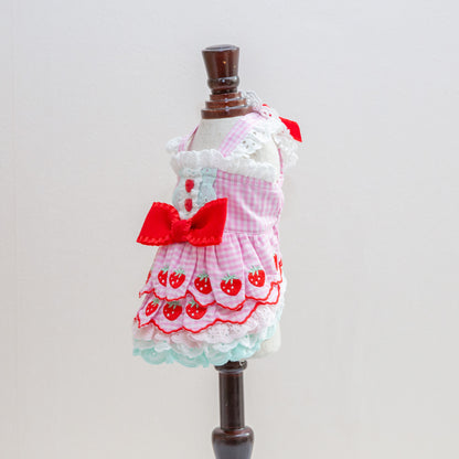 コットンレースいちごワンピース【Miss blue pet】