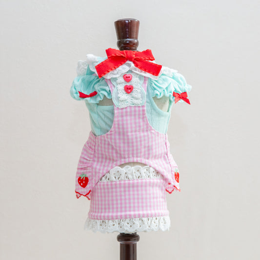 コットンレースいちごシャツ【Miss blue pet】