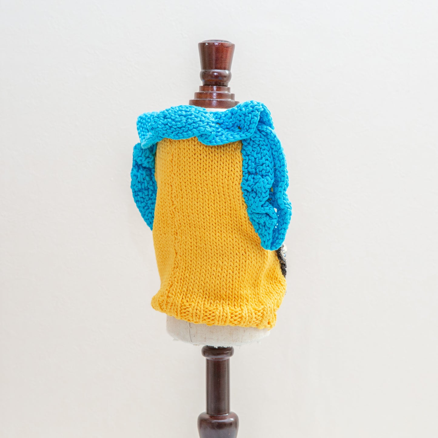 74-sweater yellow with dolphin