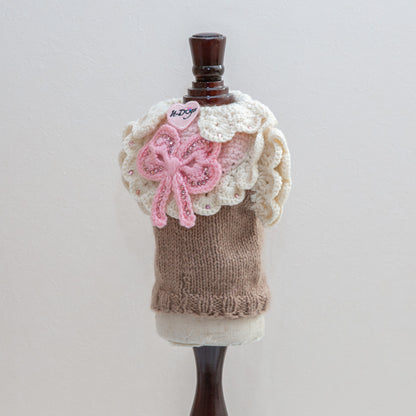 8-pullover brown bib pink and ivory with