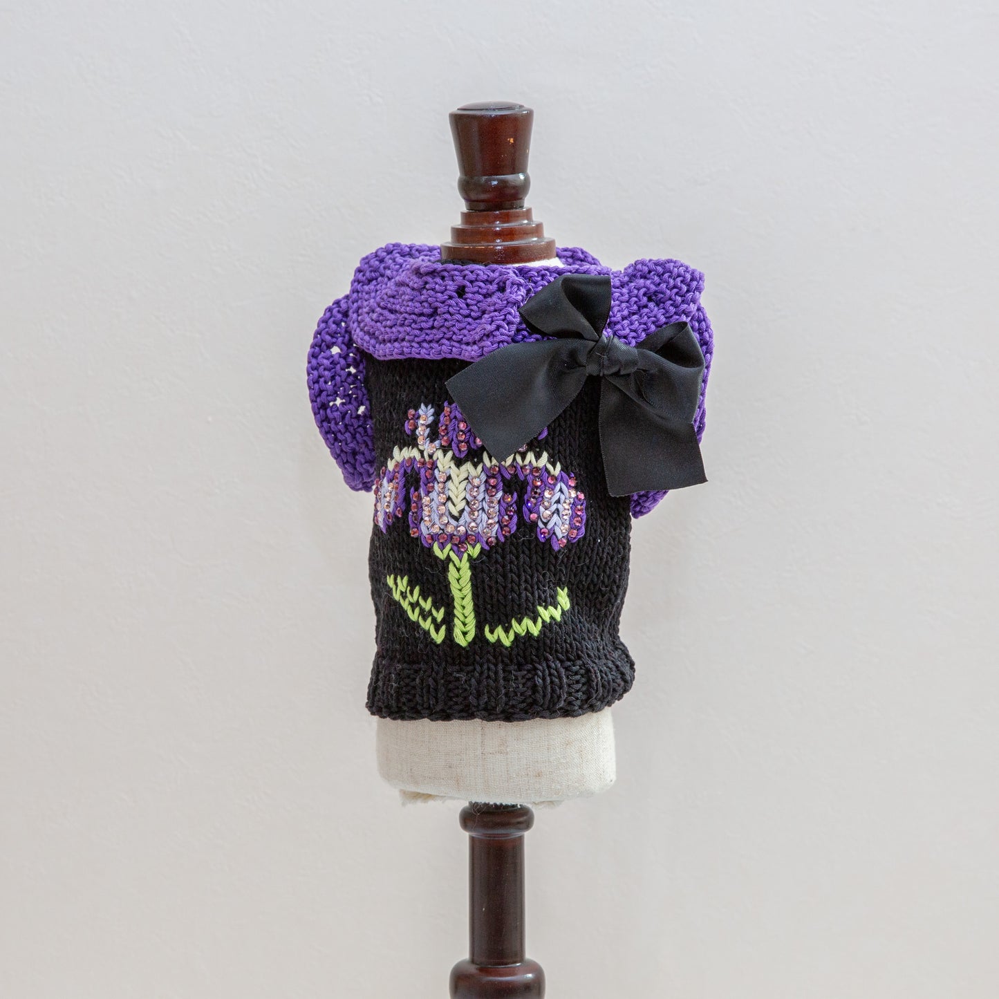 52-sweater black with iris embroidery