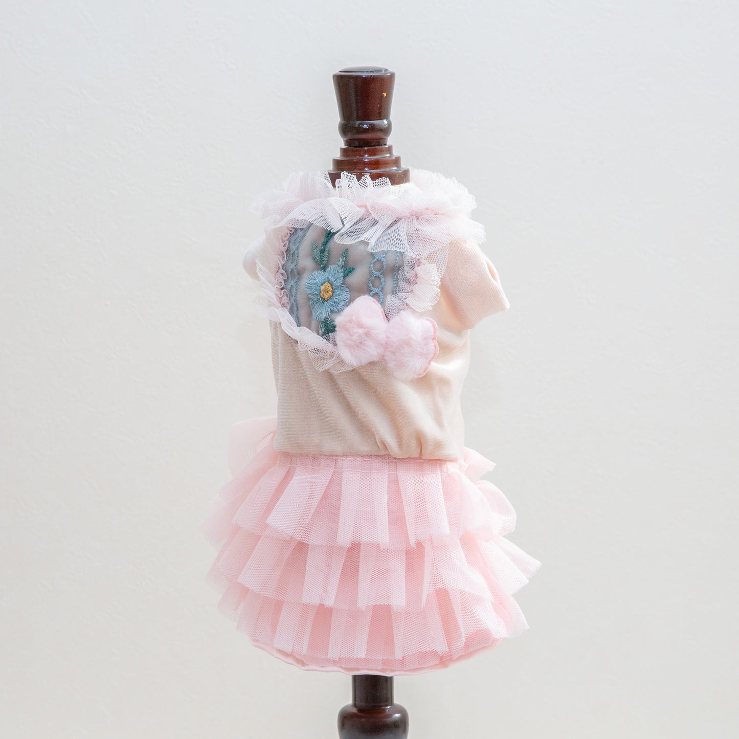 109-dress flowers pink grey