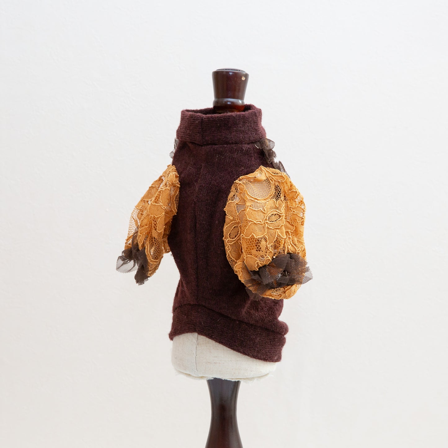 96-shirt brown lace caramel