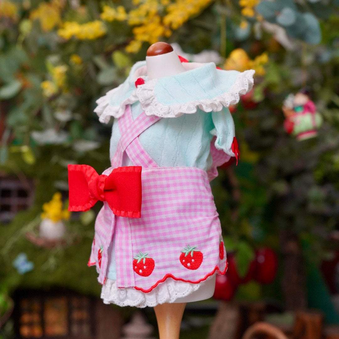 コットンレースいちごシャツ【Miss blue pet】